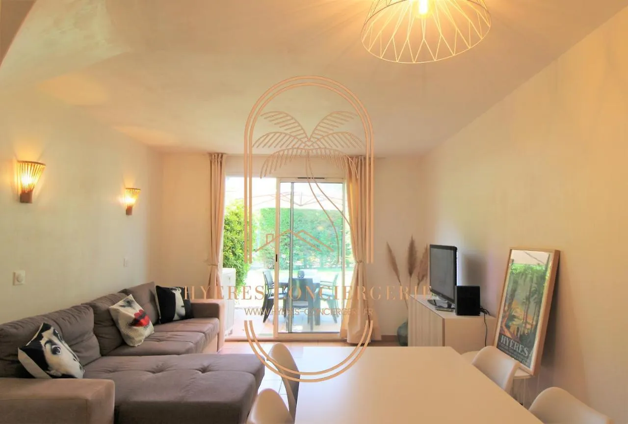 Apartment Le Hameau De La Pinede-Mas 3 Etoiles - T3 Piscine Clim Parking 100M Plage By Hc Hyeres