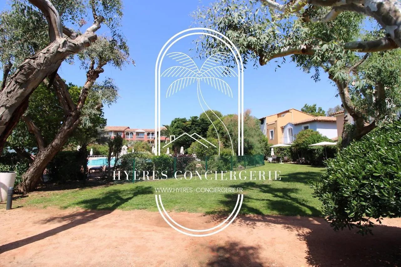 Le Hameau De La Pinede-Mas 3 Etoiles - T3 Piscine Clim Parking 100M Plage By Hc Hyeres 0*,
